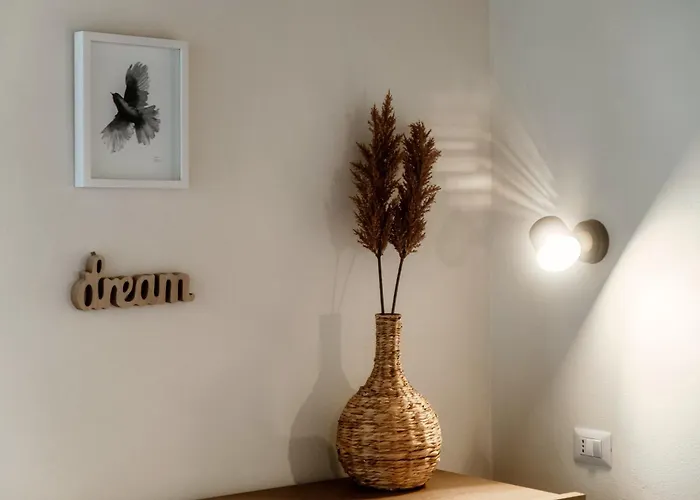 The Castle - By Myhomeincomo