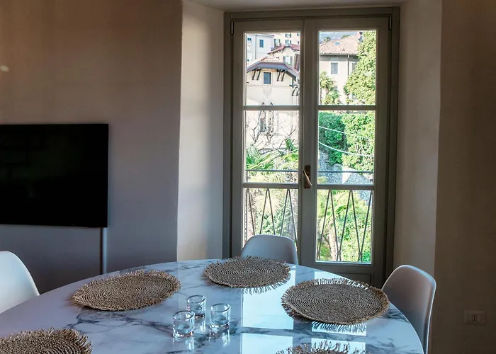 The Castle - By Myhomeincomo